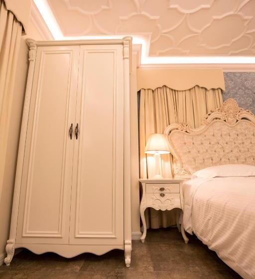 סוויטה דלוקס, Vila Ekrem