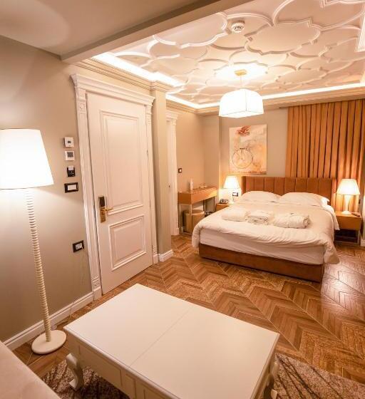 חדר דלוקס עם מרפסת, Vila Ekrem