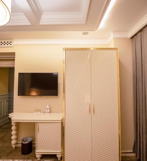 חדר דלוקס, Vila Ekrem