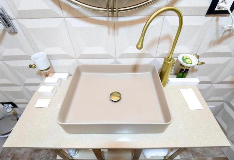 חדר דלוקס, Vila Ekrem