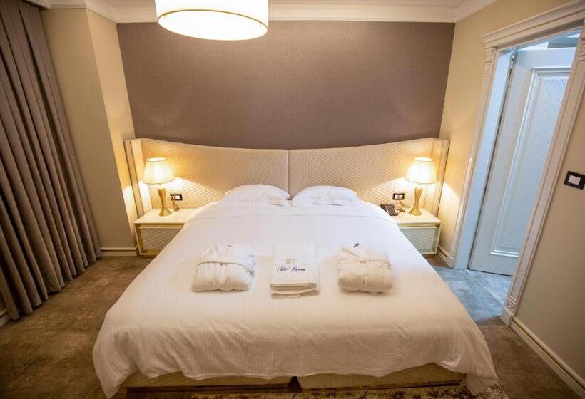 חדר דלוקס, Vila Ekrem