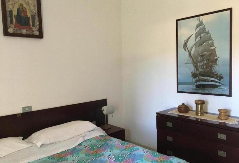 דירת חדר נוף לים, Mandel 2 Residence