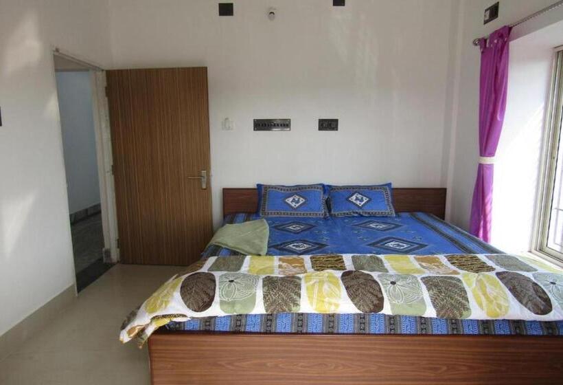 חדר דלוקס, Staymaker Hotel Sannidhyo