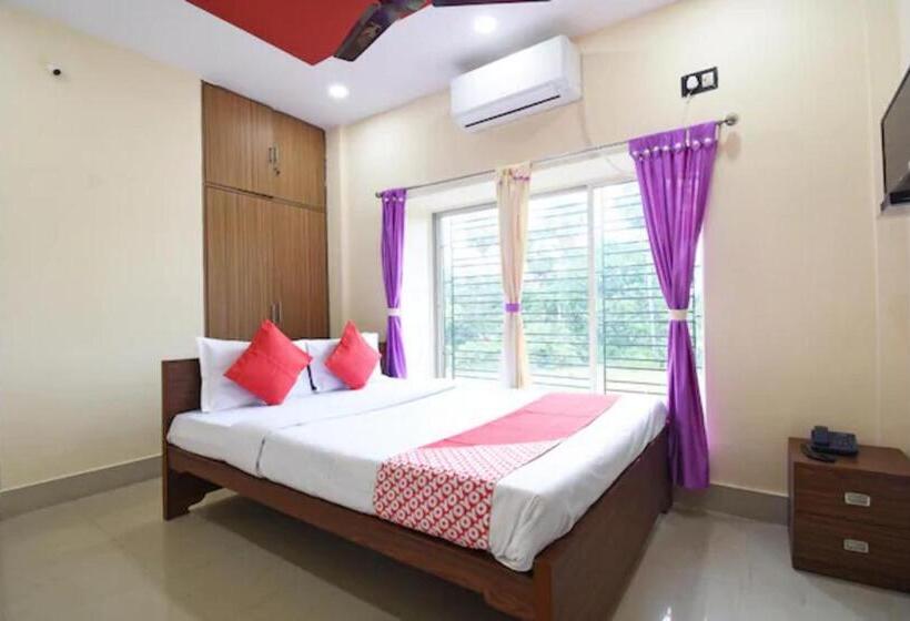 Номер Economy, Staymaker Hotel Sannidhyo