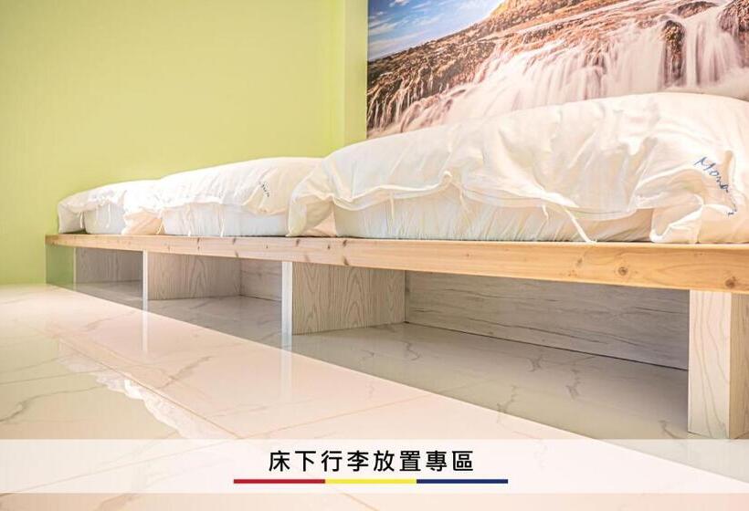 اتاق استاندارد چهار تخته, 蒙德里安山水民宿