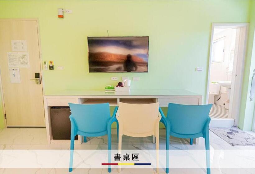 اتاق استاندارد چهار تخته, 蒙德里安山水民宿