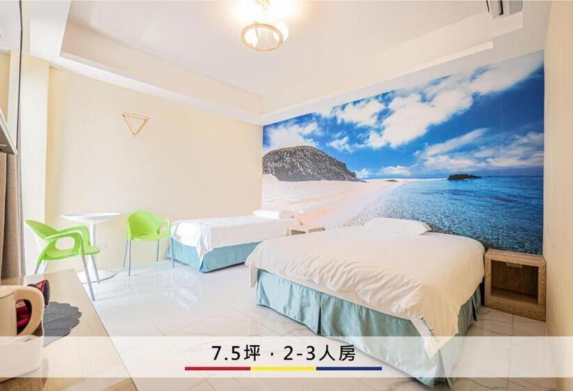 اتاق استاندارد سه تخته با چشمانداز باغ, 蒙德里安山水民宿