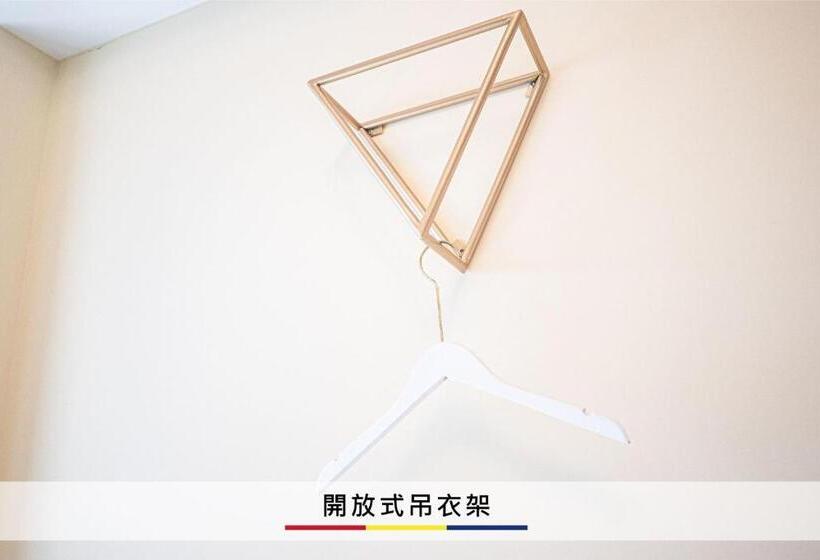 اتاق استاندارد سه تخته با چشمانداز باغ, 蒙德里安山水民宿