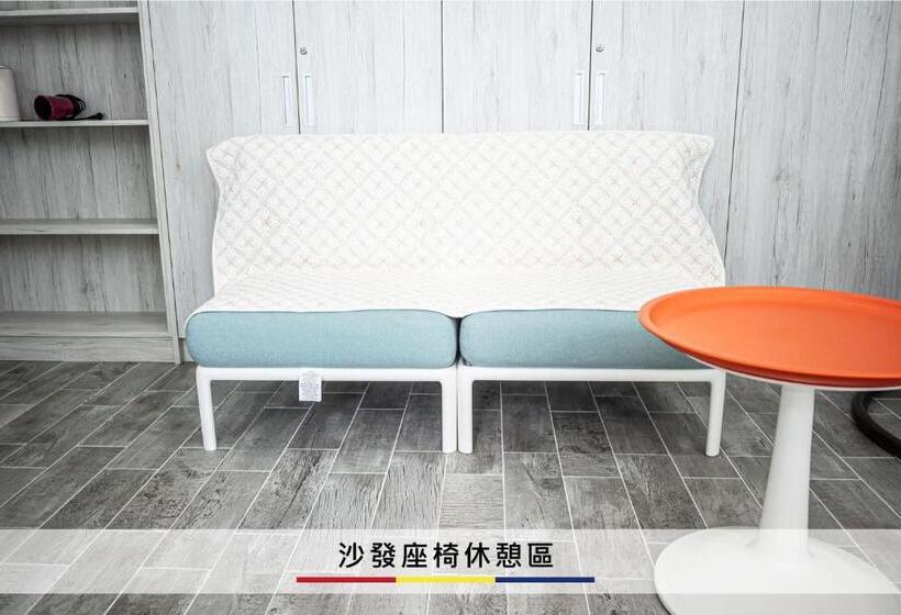 اتاق لوکس با چشمانداز دریا, 蒙德里安山水民宿