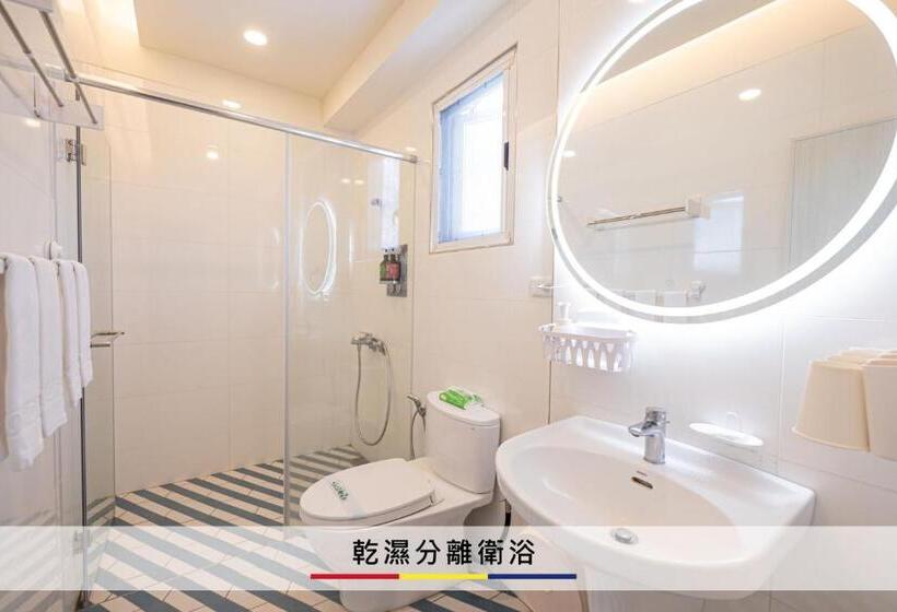 اتاق استاندارد چهار تخته, 蒙德里安山水民宿