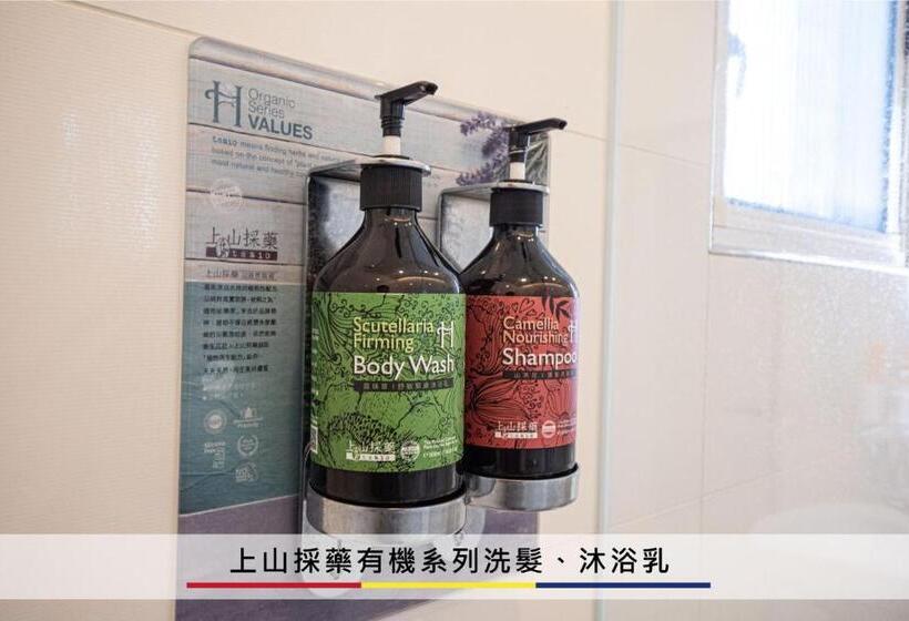 اتاق استاندارد چهار تخته, 蒙德里安山水民宿