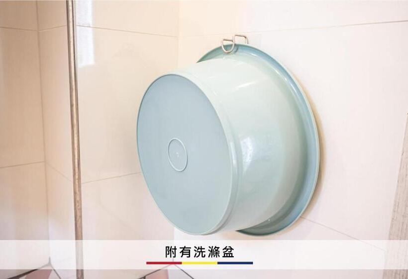 اتاق استاندارد سه تخته با چشمانداز باغ, 蒙德里安山水民宿