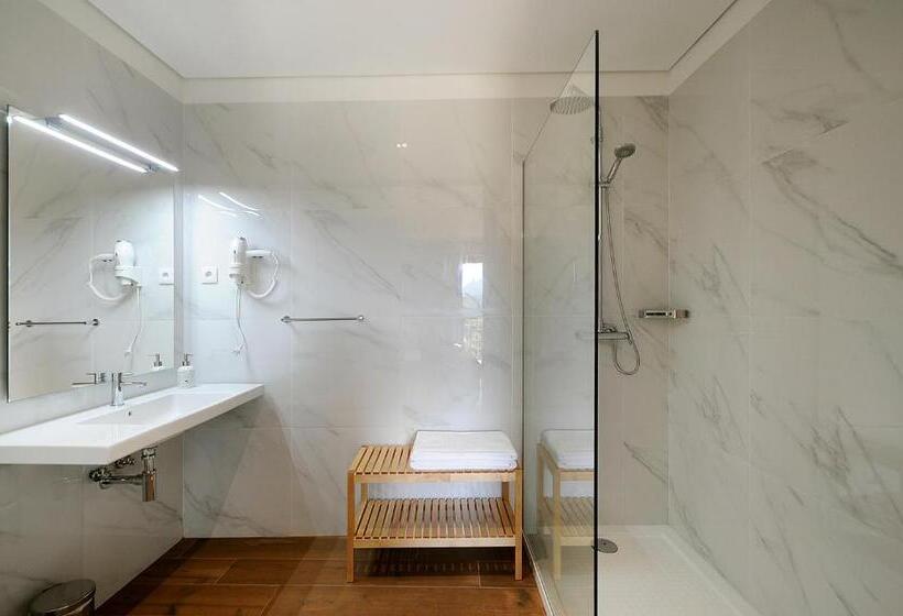 침실 1개 아파트, Douroxisto