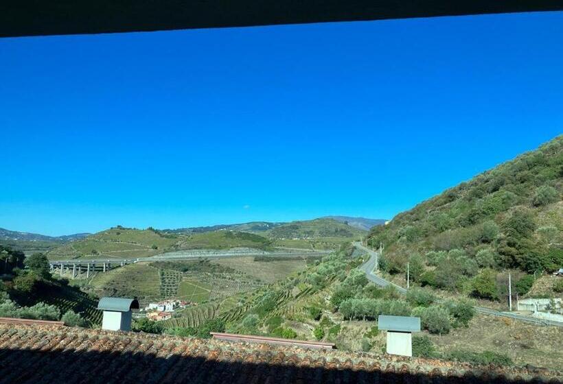 침실 1개 전망 아파트, Douroxisto