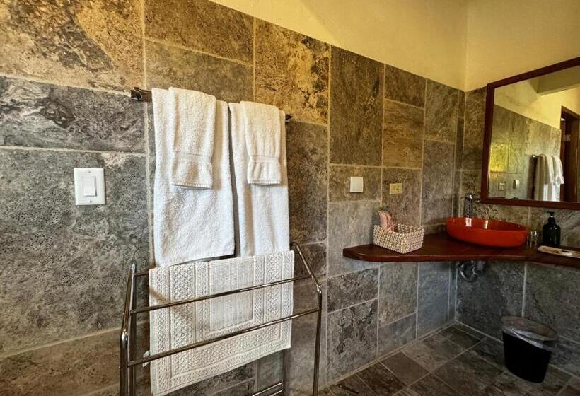 غرفة قياسية سرير كينج, Ciel Y Miel