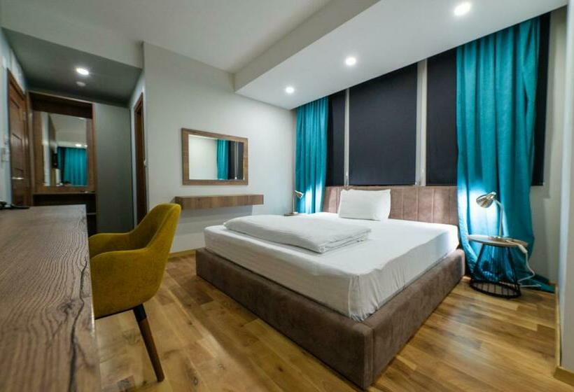 اتاق لوکس, City In