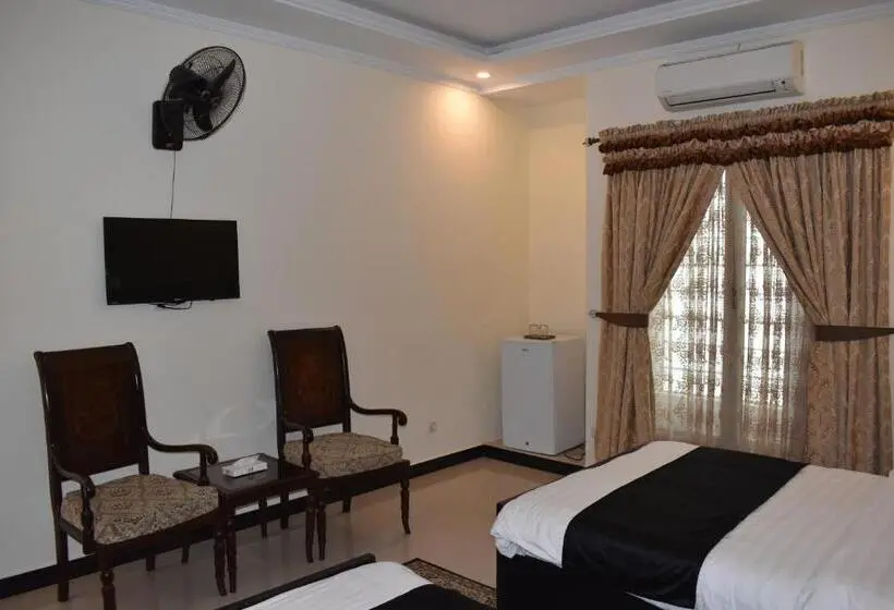 اتاق استاندارد, De Raj Sialkot