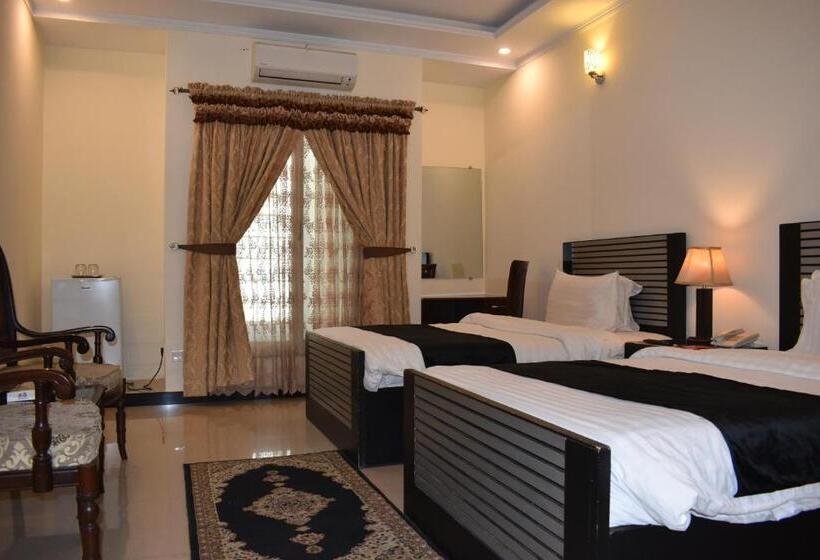 اتاق استاندارد, De Raj Sialkot