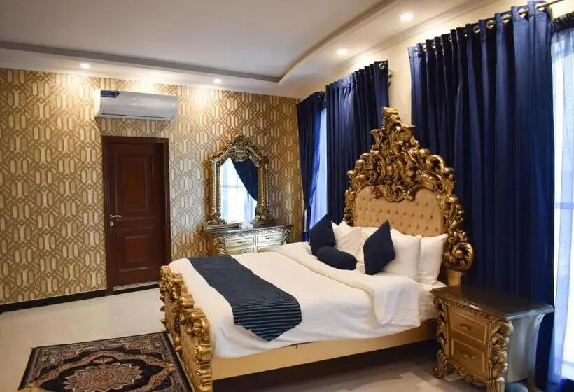 سوییت اجرایی, De Raj Sialkot