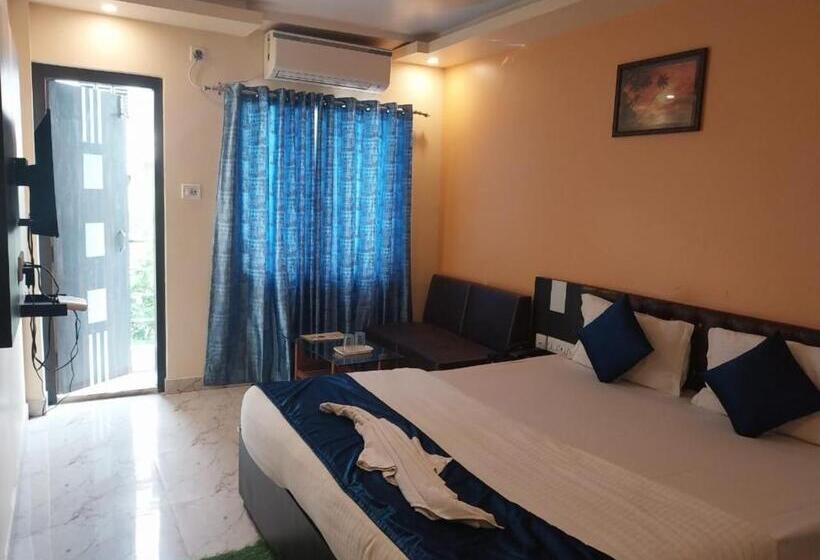4 Bett Deluxe Zimmer, Goroomgo Avipsha Digha