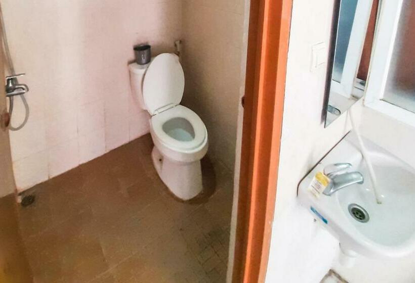 Номер Стандарт Совместная Ванная, Koolkost Syariah @ Citraland Puri Serang