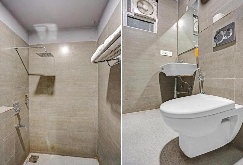 Üç Kişilik Klasik oda, Townhouse Nangal Raya Pankha Road