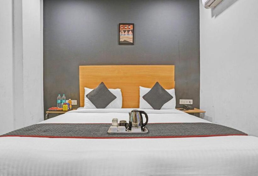 Üç Kişilik Klasik oda, Townhouse Nangal Raya Pankha Road