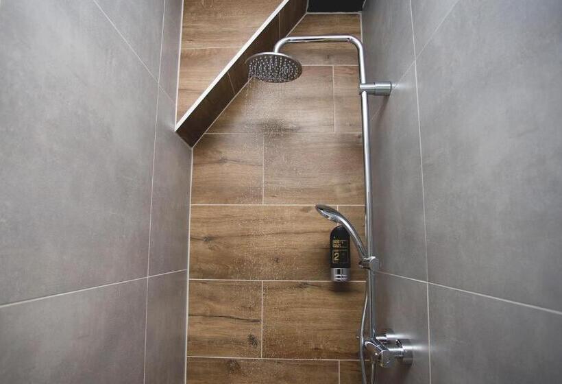 غرفة قياسية, Penzión átrium