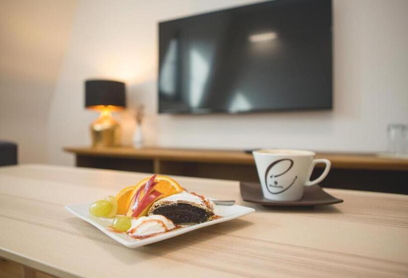 غرفة ديلوكس, Penzión átrium