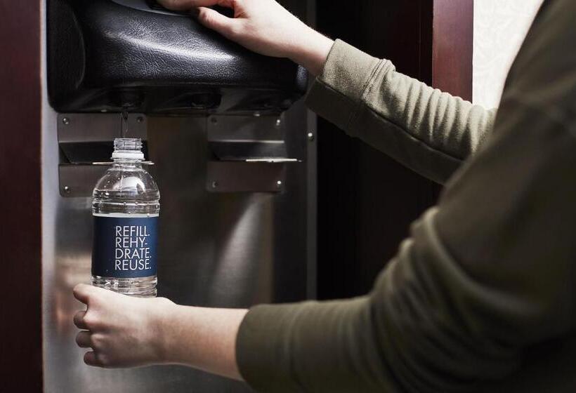 带大床的标准间, Club Quarters Hotel White House, Washington Dc