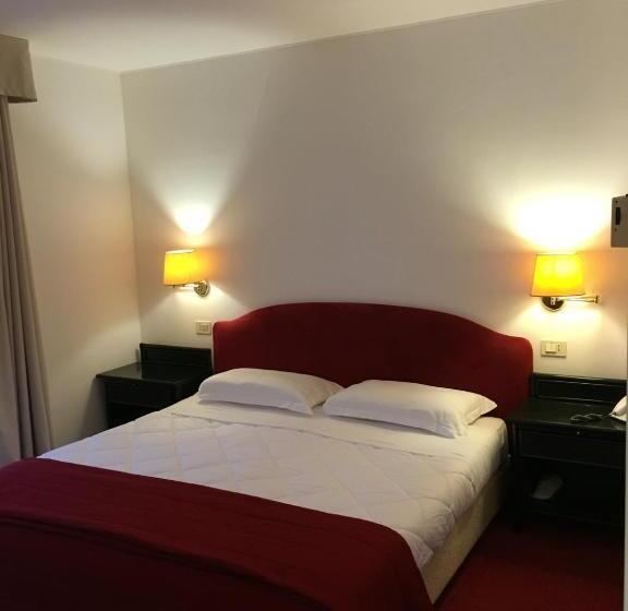 غرفة قياسية, Hannover