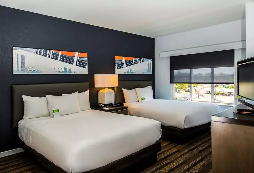 スタンダードスタジオ, Hyatt House Santa Clara