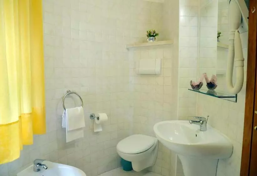 اتاق استاندارد چهار تخته, E Appartamenti La Solaria