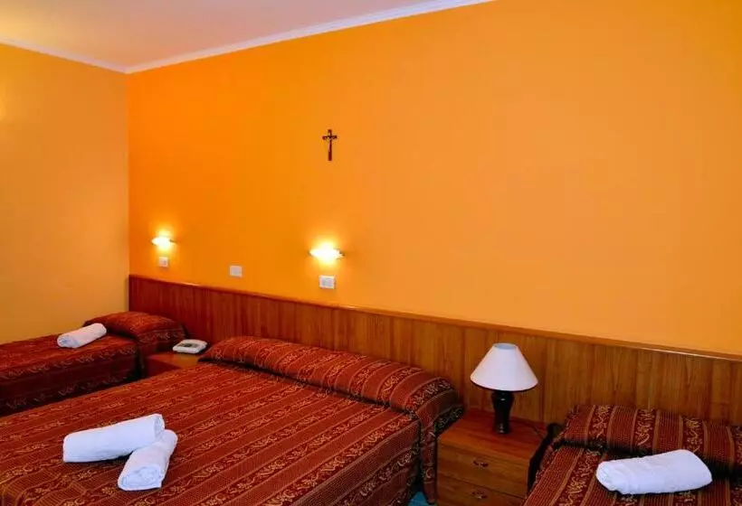اتاق استاندارد چهار تخته, E Appartamenti La Solaria