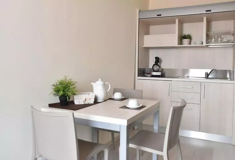 استودیوی استاندارد, E Appartamenti La Solaria