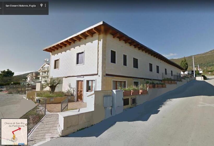 スタンダードスタジオ, E Appartamenti La Solaria