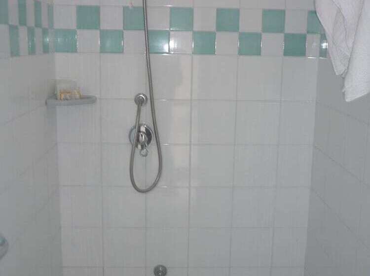 Standard-huone, Solara