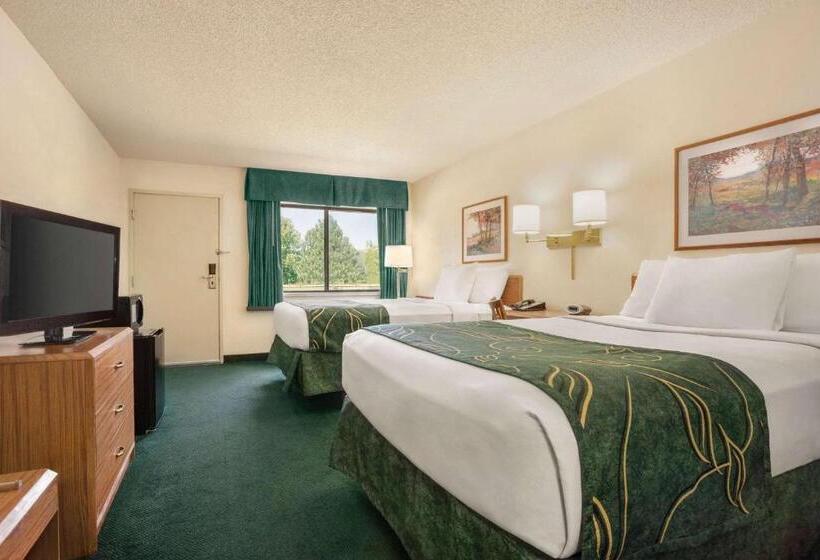 غرفه قياسيه سريرين مزدوجين, Travelodge By Wyndham Morrill