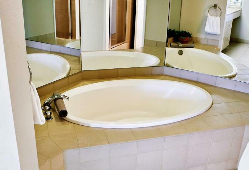 Suite, Marquis Villas Resort