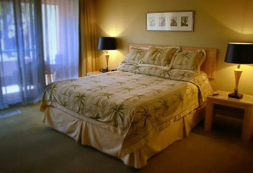 プールビュースイート, Marquis Villas Resort