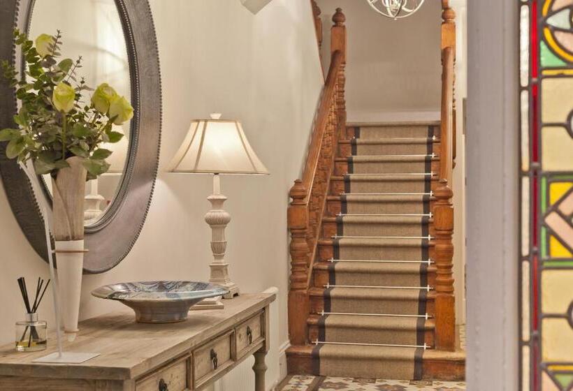 Номер Superior Кровать Кинг, Tithe Barn   Self Check In