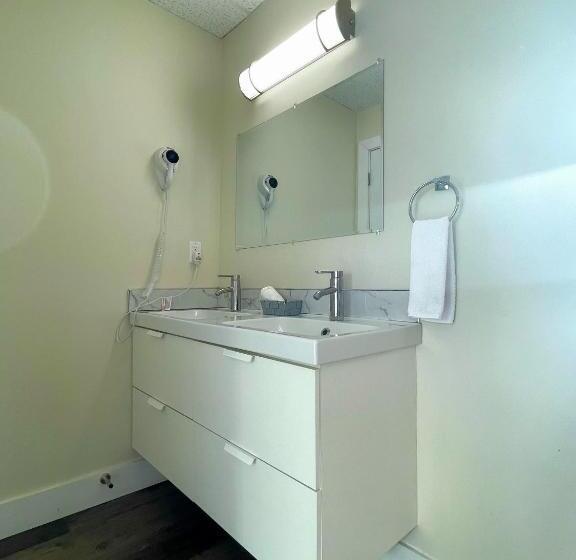 디럭스 스위트 킹 침대, 7 Day S