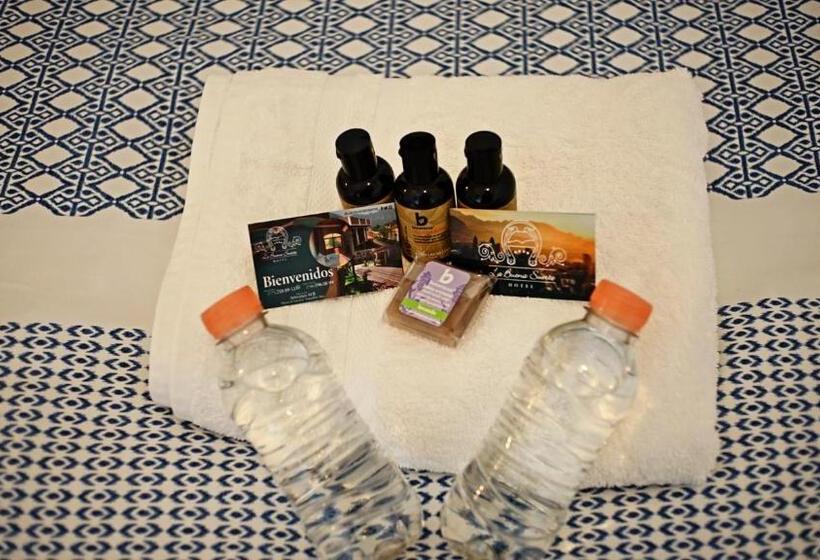 デラックスルーム, La Buena Suerte