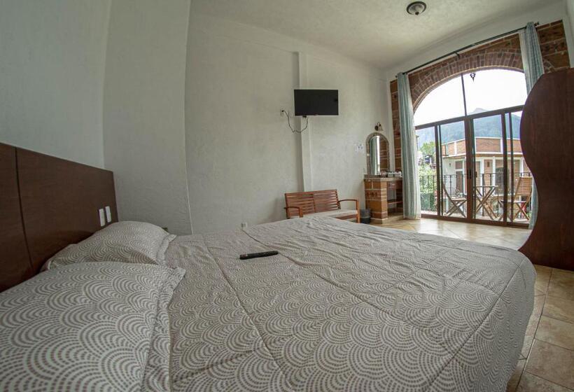 デラックスルーム, La Buena Suerte