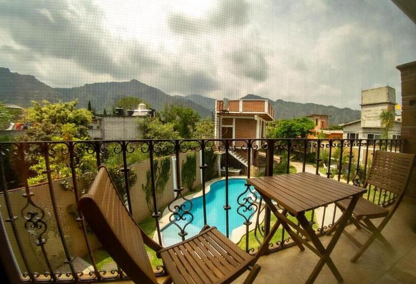 デラックスルーム, La Buena Suerte