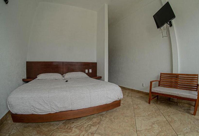 デラックスルーム, La Buena Suerte