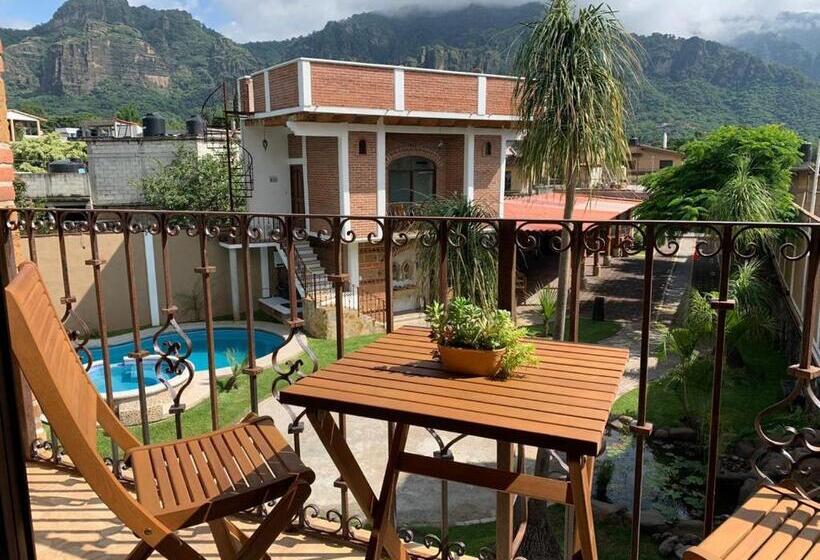 スーペリアの4人部屋, La Buena Suerte