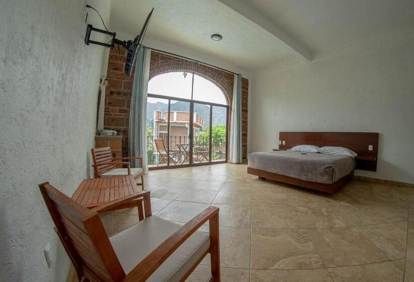 デラックスルーム, La Buena Suerte