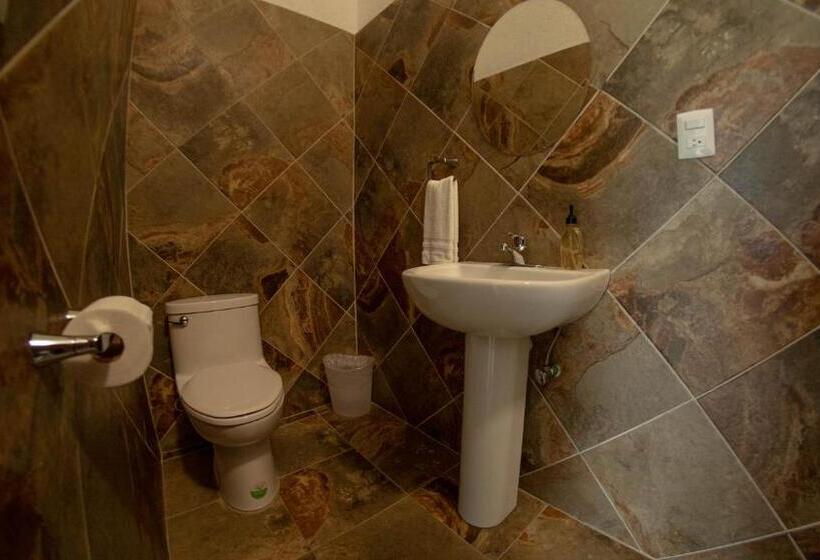 デラックスルーム, La Buena Suerte