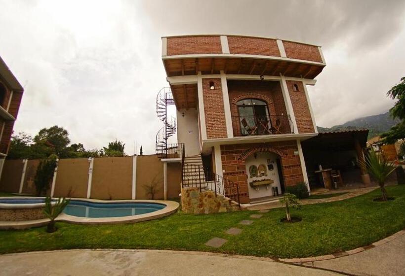 キングサイズベッドのデラックススイート, La Buena Suerte